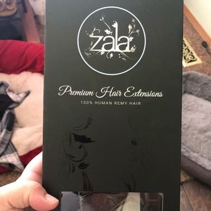 Zala clip in hair extensions 12/14 in BRAND NEW